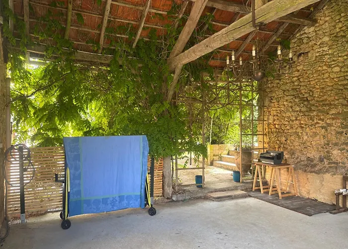 De La Tour Saint-Marcel-du-Périgord