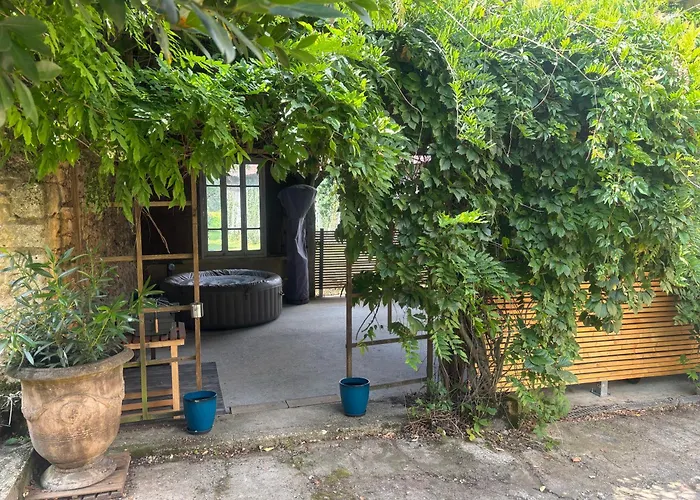 De La Tour * Saint-Marcel-du-Périgord